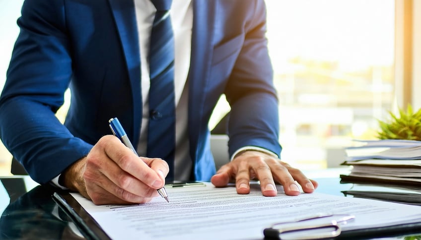 What to Consider Before Signing an Equipment Lease Agreement