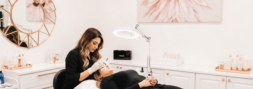 Lash Lift and Brow Business Loans: The Complete Financing Guide for Lash and Brow Studio Owners