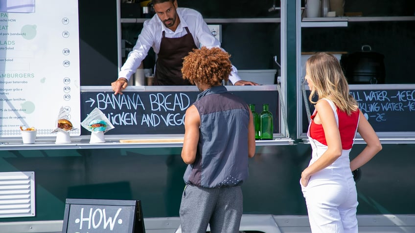 How Seasonal Businesses Can Benefit from Short-Term Loans
