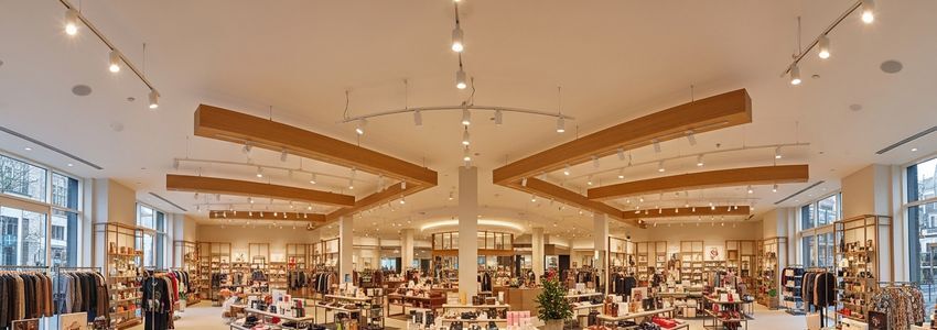 Small business owner creating excellent customer experience with financing support