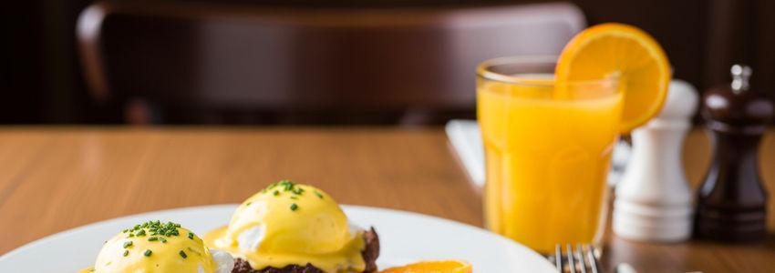 Egg Harbor Cafe franchise financing - breakfast restaurant eggs benedict dish and fresh brunch menu items