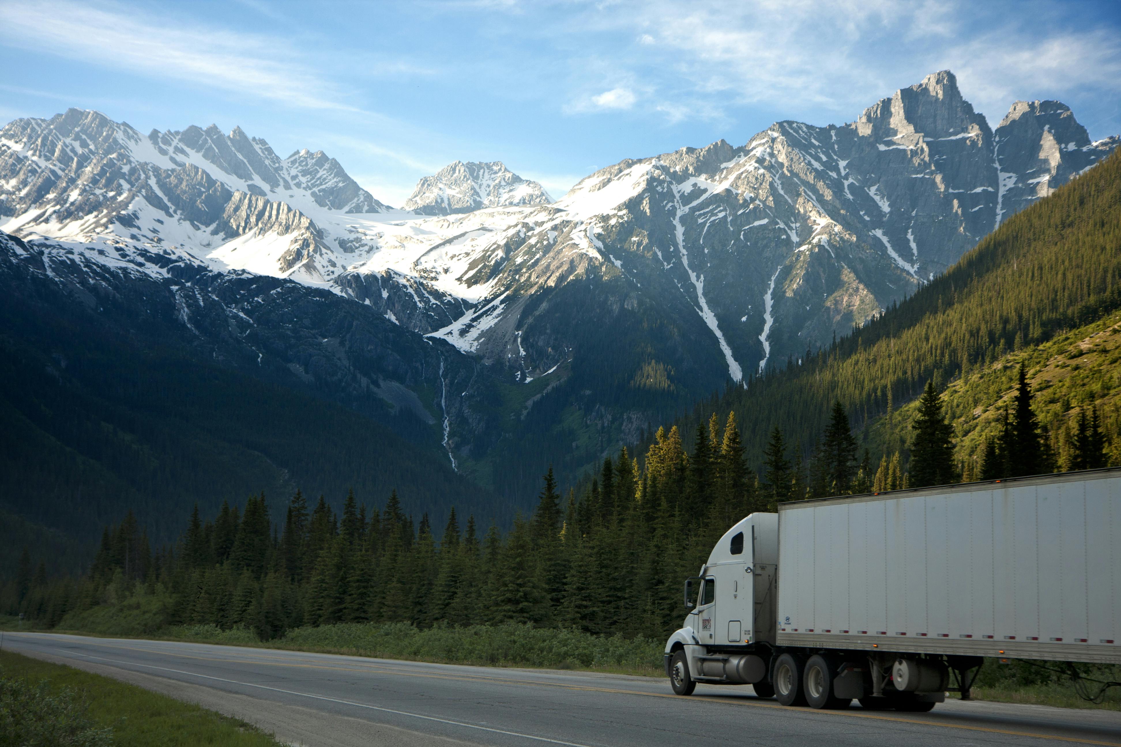 How to Acquire Financing for Non-Truck Based Freight Companies