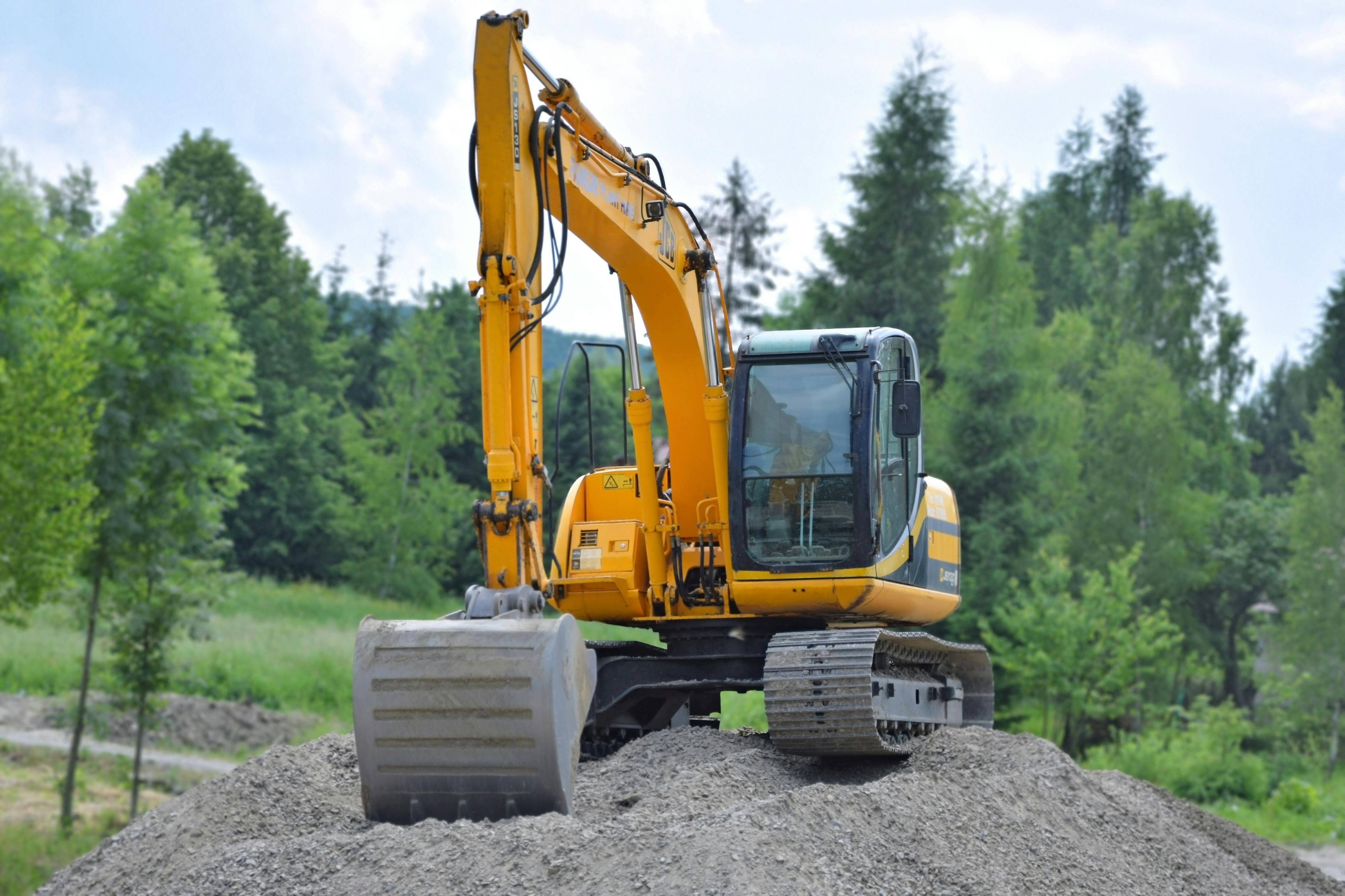 Earth Moving Equipment Financing & Leasing: A Comprehensive Guide