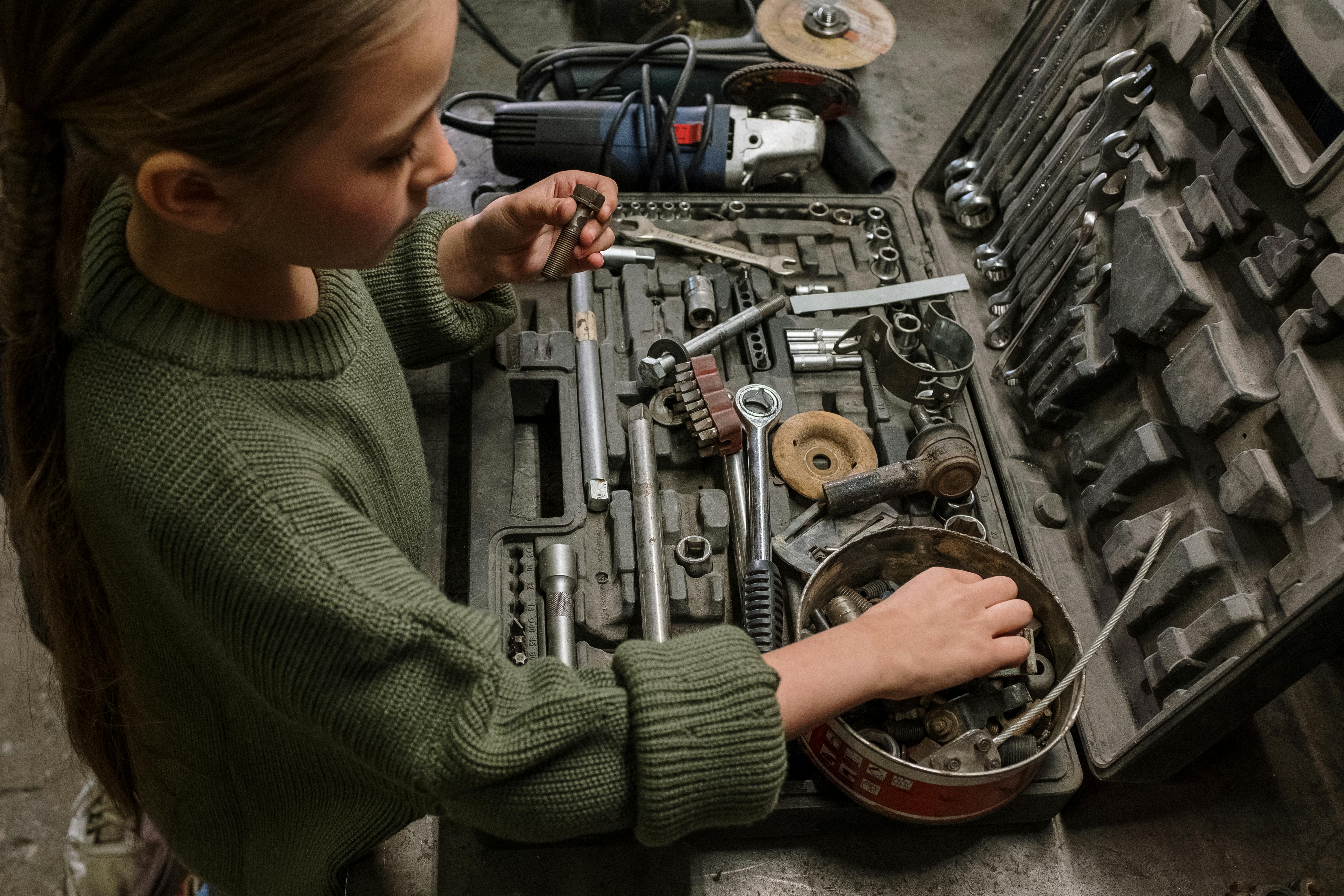 Repair Equipment Financing & Leasing: A Guide for Business Owners