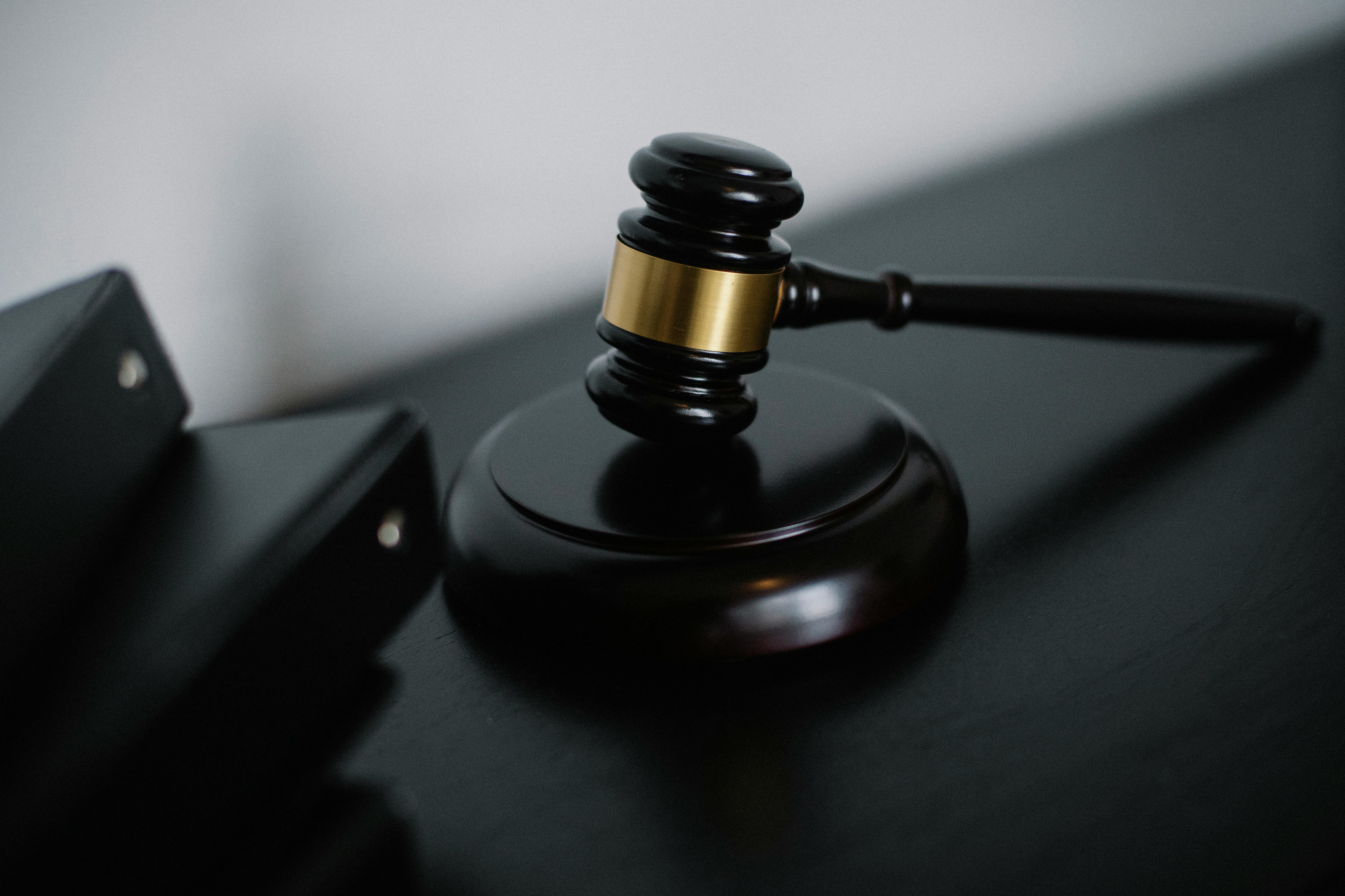 How to Finance an Auction House Company